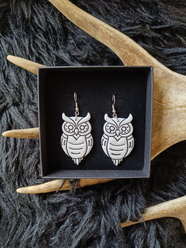 Pöllö-korvakorut, harmaa