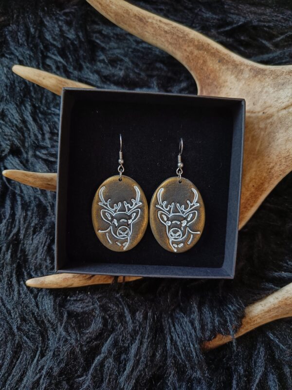 Poro-korvakorut, metallinhohto