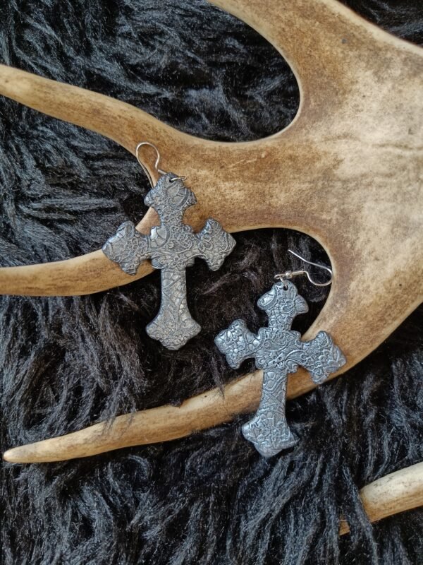 IMG20250916131424 Goottiristi-korvakorut, hopea