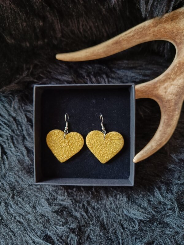 Sydän-korvakorut, kulta