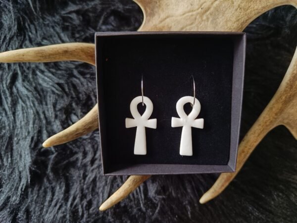 IMG20250619144014 Ankh risti-korvakorut, valkoinen