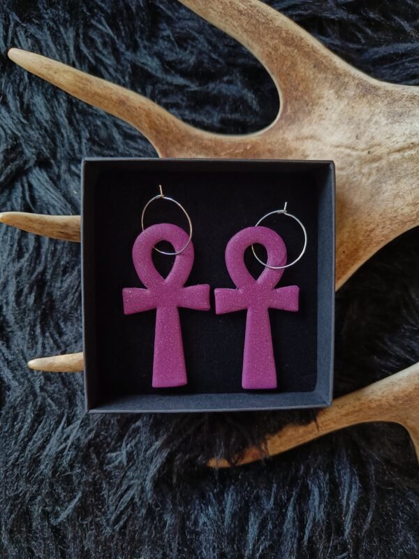 IMG20250902165439 (1) Ankh risti-korvakorut, galaxy purple