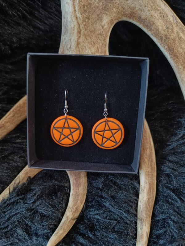 Pentagram-korvakorut, oranssi