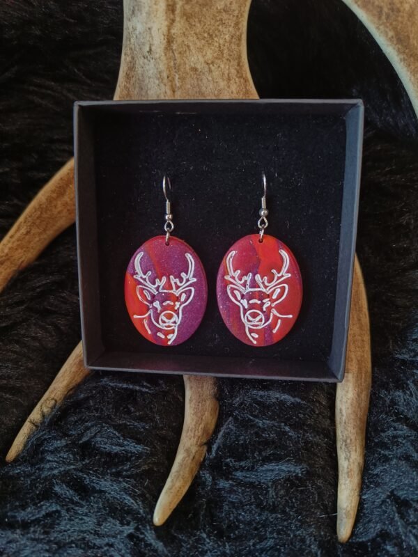 Poro-korvakorut, maaginen violetti