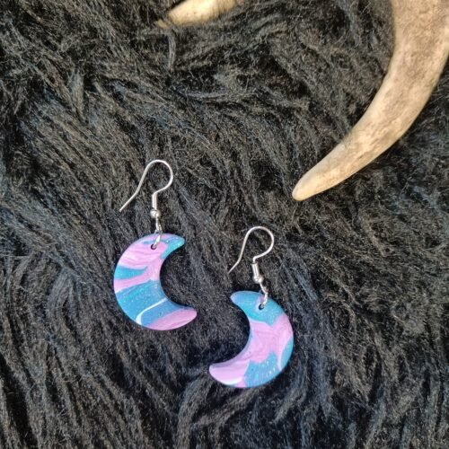 Kuunsirppi-korvakorut, sinivioletti