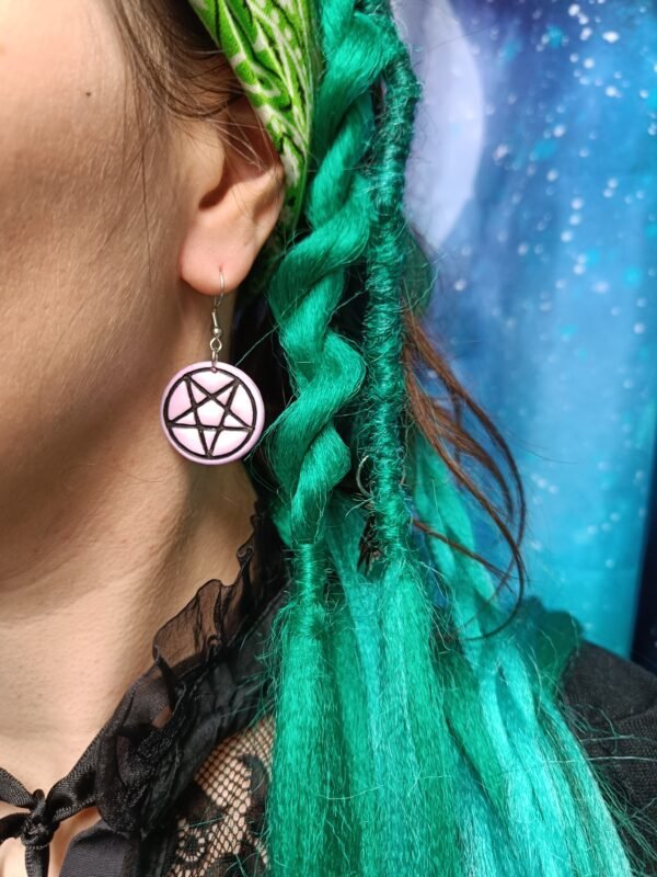 IMG20251024114653 Pentagram-korvakorut, vaaleanpunaiset