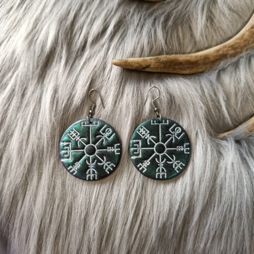 Vegvisir-korvakorut, vihreä metallinhohto