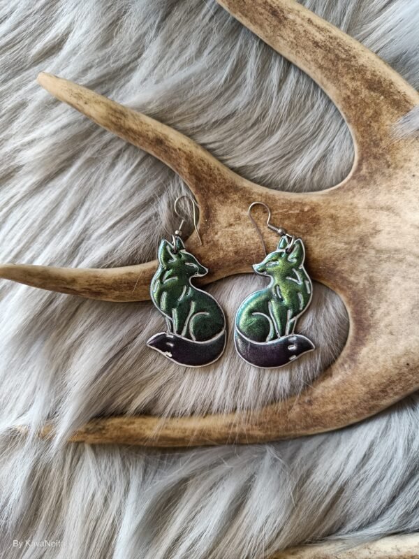Kettu-korvakorut, vihreä/violetti metallinhohto