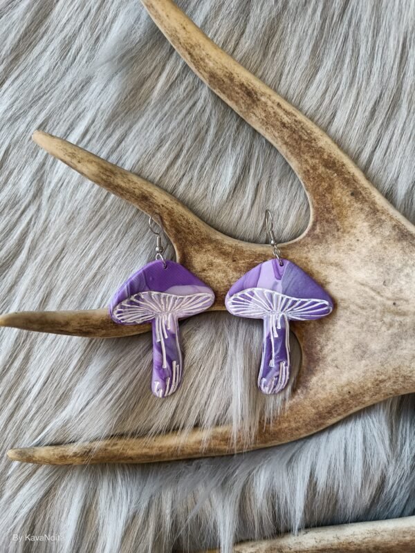 IMG20260217145323 Fungi-korvakorut, violetti