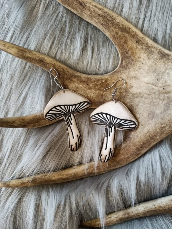 Oplus_131072 Fungi-korvakorut, valkoinen/ruskea