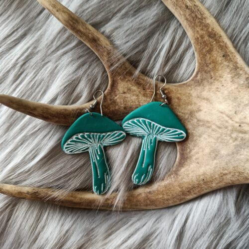 Fungi-korvakorut, smaragdin vihreä