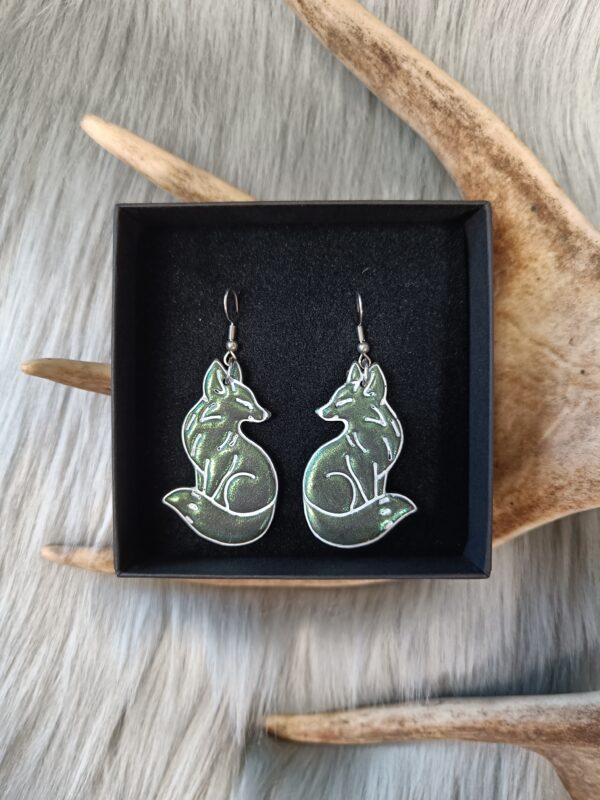 Kettu-korvakorut, vihreä metallinhohto