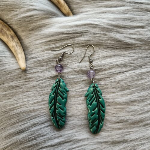 Sulka-korvakorut, smaragdin vihreä metallinhohto