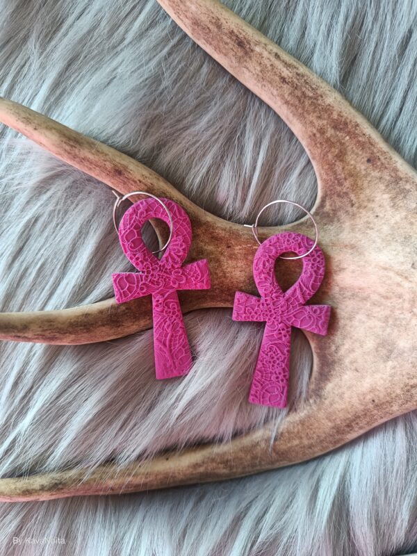 IMG20260223124942 Ankh risti-korvakorut, purppura