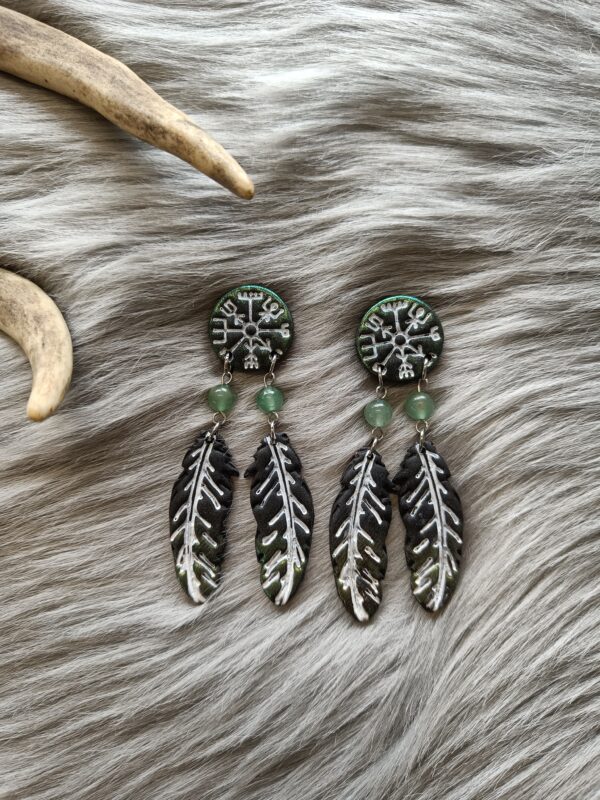 Vegvisir sulilla-nappikorvakorut, vihreä/musta metallinhohto