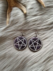 Pentagram-korvakorut, violetti metallinhohto