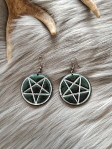 Pentagram-korvakorut, sinivihreä metallinhohto