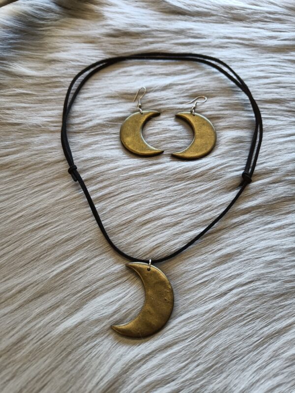 Kuunsirppi-korusetti, pronssi metallinhohto