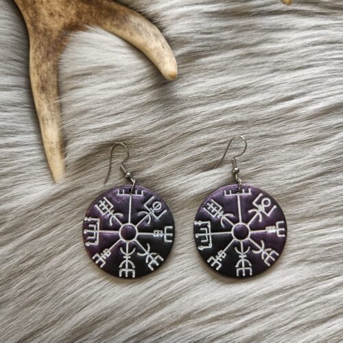 Vegvisir-korvakorut, musta/violetti metallinhohto
