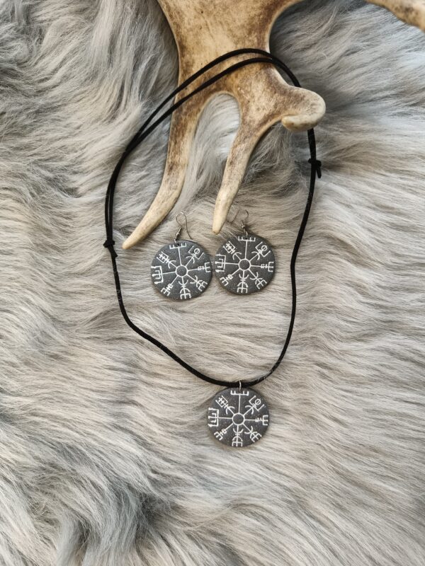 Vegvisir-korusetti, graniitin harmaa